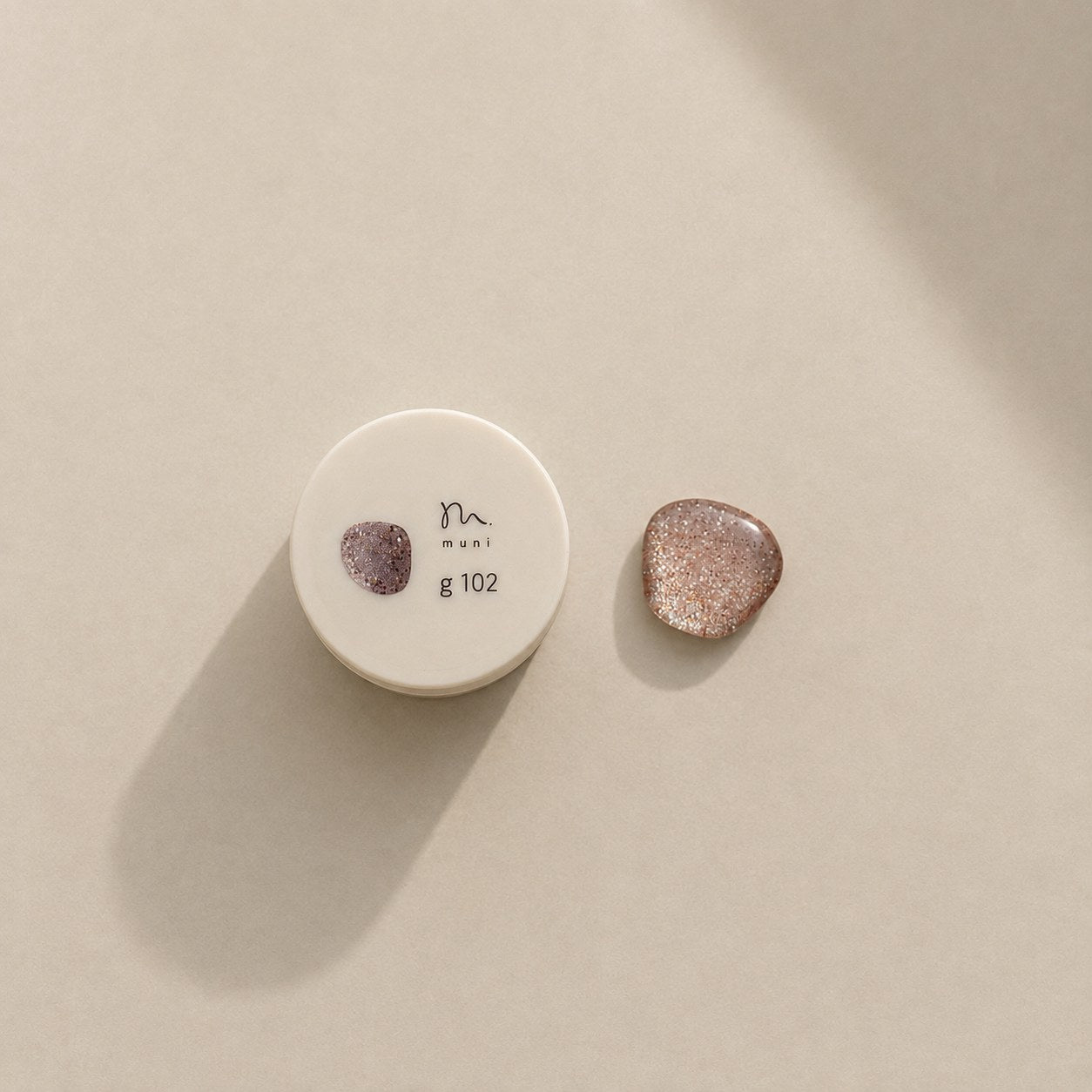 g 102
